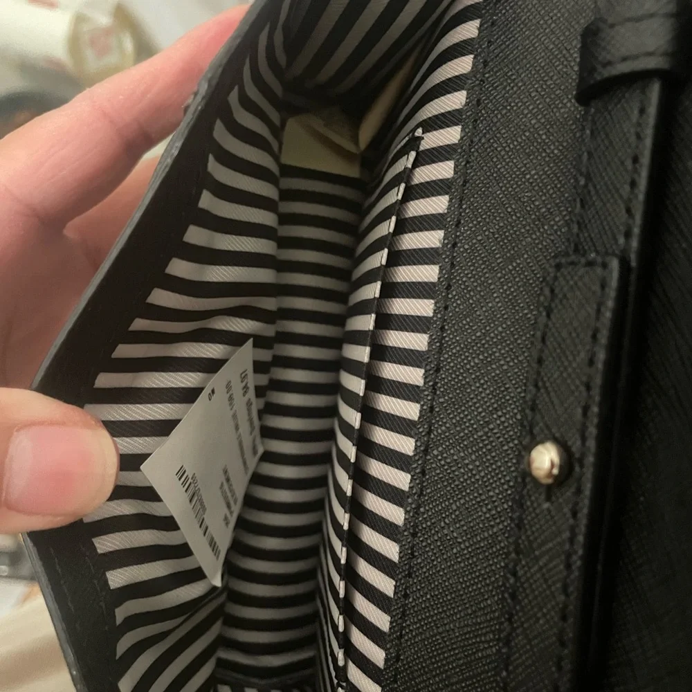 Kate spade small black white purse - Picture 5 of 5